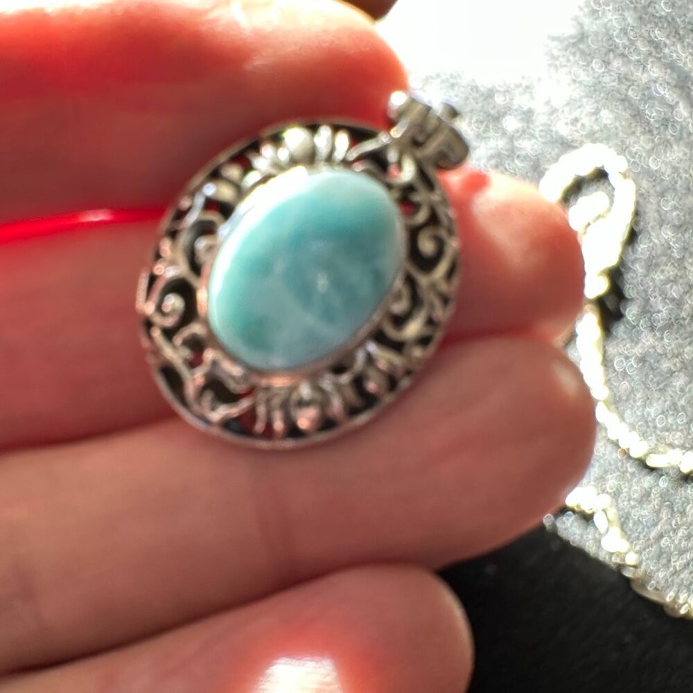 Beautiful Sterling Silver and Larimar necklace